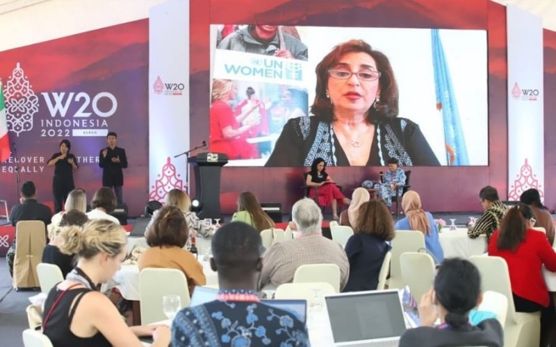 w20 summit Toba