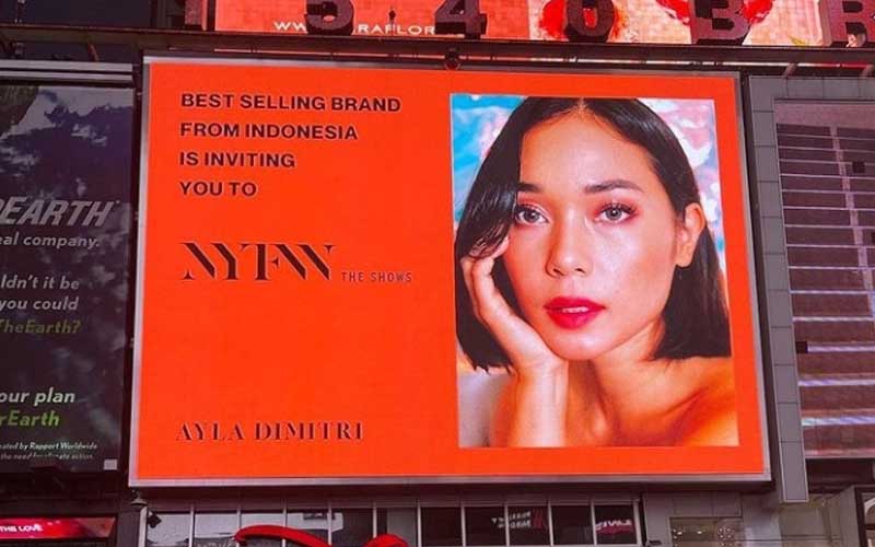 Ayla Dimitri menjadi salah seorang content creator yang terpilih menhadiri show Erigo di New York Fashion Week