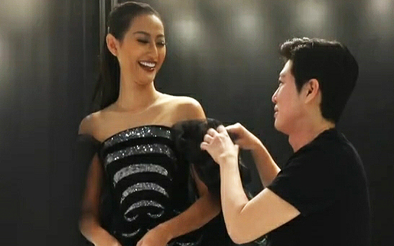 Sesi Fitting Ayuma bersama Sebastian Gunawan