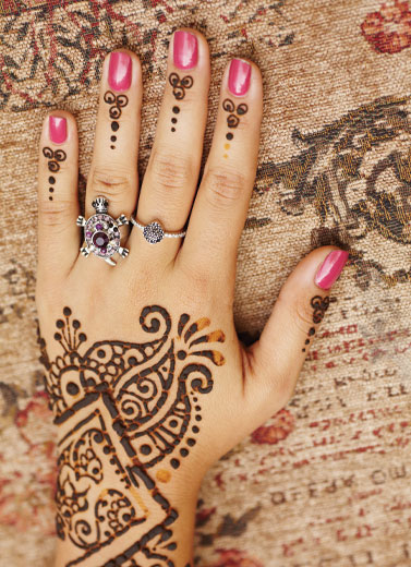 Warna Alami Henna