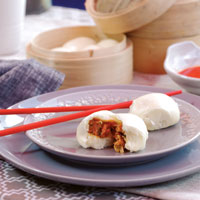 Chicken and Kimchi Steamed Buns