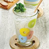 Soursop and Lemongrass Drink