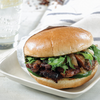 Burger Ayam Bumbu Rosella