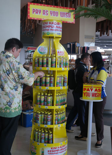 Lebih Dekat Dengan Teh Kemasan