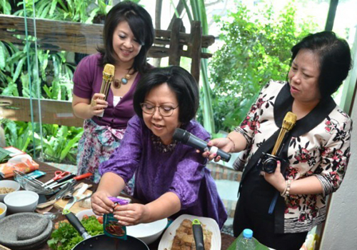 Cara Baru Melestarikan Bumbu Bacem
