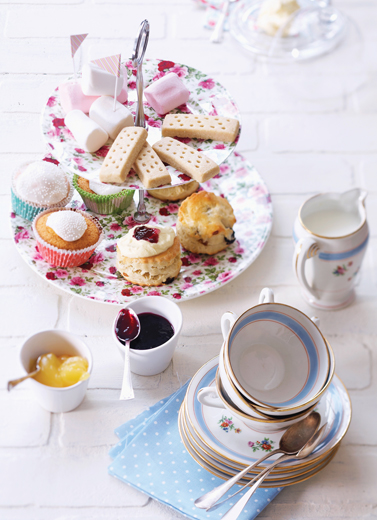 Pilihan Teh dan Kudapan saat Afternoon Tea