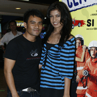 Duma Riris & Judika: Main Game dan Olahraga Air