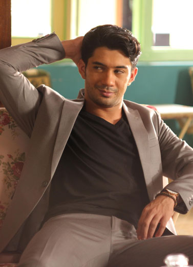Metamorfosis Diri Reza Rahadian