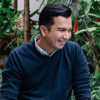 Dua Kaki, Timothy Marbun - Sumi Yang
