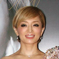 Toilet Berlapis Berlian ala Ayumi Hamasaki