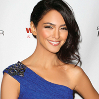 Nazanin Boniadi: Biologis Multibakat