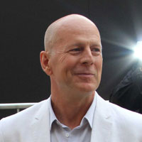 Bruce Willis: Ayah baru lagi!