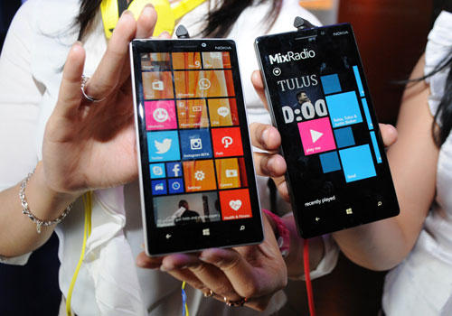  Lumia 930 