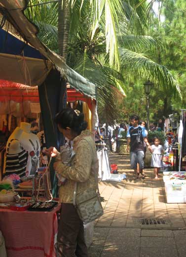 Pasar Flohmak