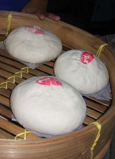 Jajan di Petak Sembilan