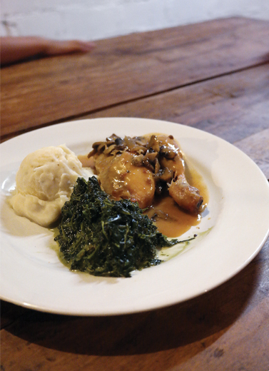 Pasta di Rumah Joglo