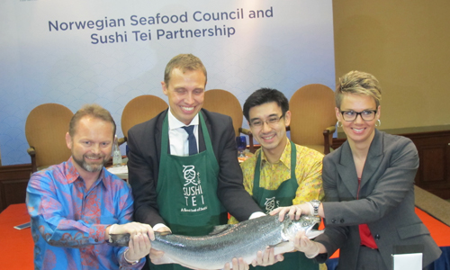 Salmon Norwegia di Sushi Jepang 