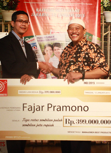 BEST Products Berbagi Hadiah