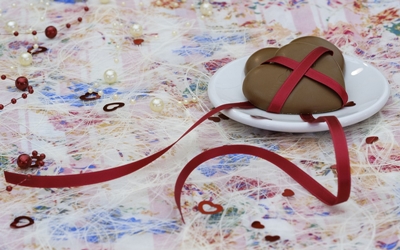5 Tradisi Unik Perayaan Valentine di Asia 