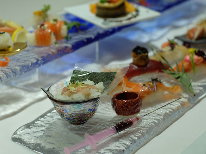 Salah Kaprah Makan Sushi