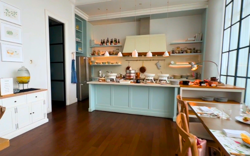 Sunday Brunch ala The Penthouse, Surga Tersembunyi di The Papilion Kemang