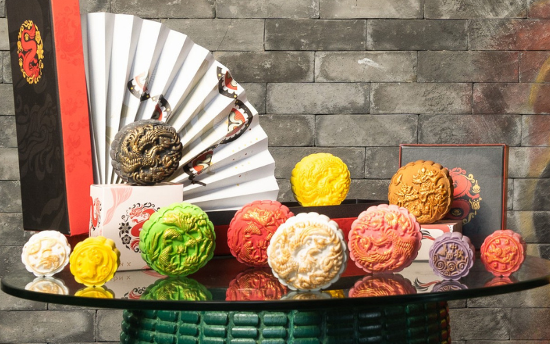 Di Lion X Renaissance Bali Nusa Dua Resort, Koleksi Kue Bulannya Rendah Gula