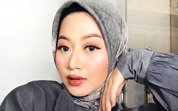 Makeup Mewah ala Allyssa Hawadi