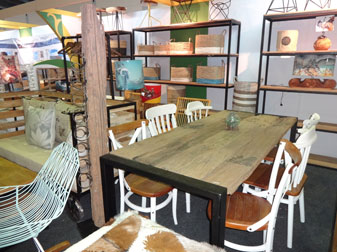 Kolaborasi Furnitur Indonesia