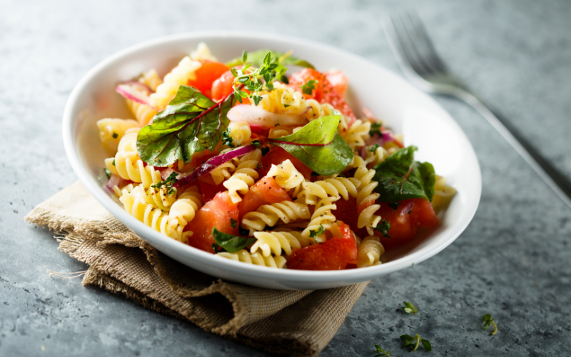 Bikin Sendiri Salad Pasta, Praktis dan Mengenyangkan