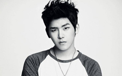 Lepas dari Infinite, Hoya Akan Bermain Drama Musikal Hourglass