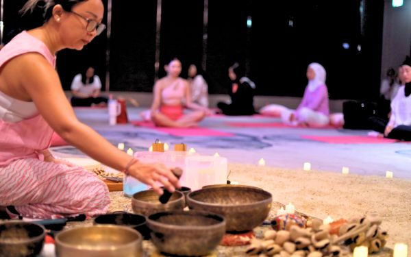 Sound Bath, Relaksasi Sambil Lebih Mendengarkan Sinyal Tubuh