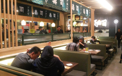 Interior Sushi Groove Gaya Izakaya