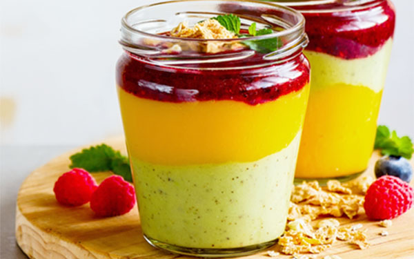 Yoghurt Bayam dan Mangga Smoothie