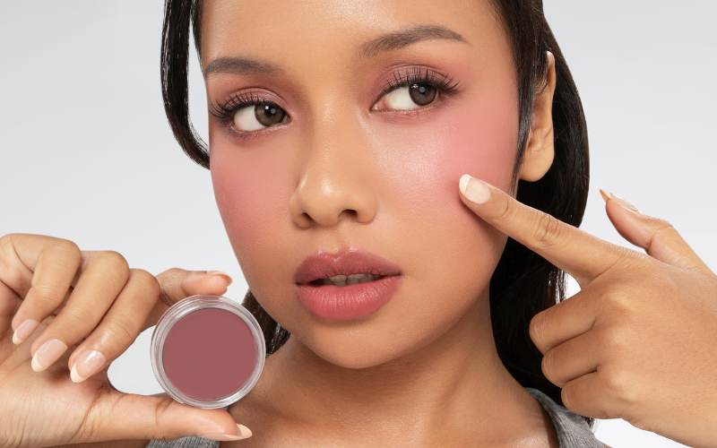 Studio Tropik Luncurkan Blushing Artist Pot, Ekspresi Padu Padan Warna tanpa Batas