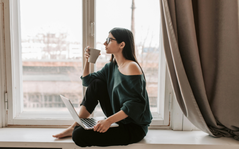 7 Tip Ini Bikin Work from Home Lebih Efektif dan Menyenangkan!