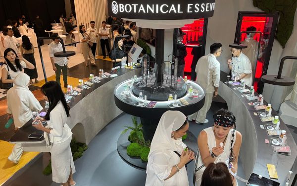 Botanical Essentials Ajak Pengunjung Bertualang dengan Aroma Lewat Scentarium