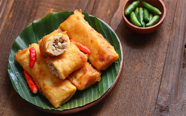 Sosis Solo, Camilan Dadar Isi Daging Tumis