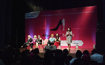 Aksi Komika Wanita di Pertunjukan Stand-up Comedy #PerempuanBerhak