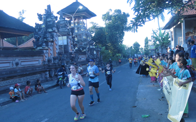 Ribuan Pelari Menelusuri Keindahan Pulau Dewata di Maybank Bali Marathon 2016