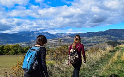 Trik Cegah Kram Saat Trekking