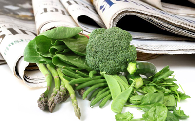 Jangan Membungkus Buah & Sayur Dengan Kertas Koran, Ini Alasannya