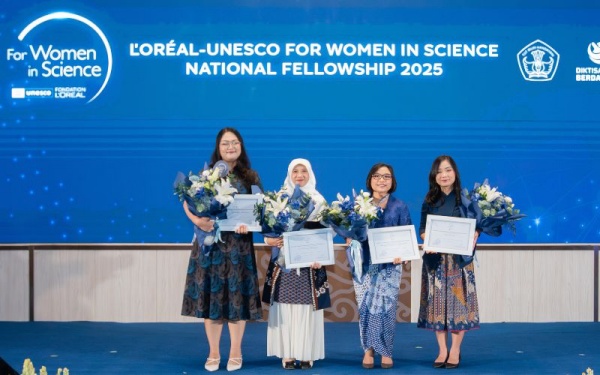  Peneliti Perempuan Hebat Raih Penghargaan L’ORÉAL-UNESCO FWIS 2025!