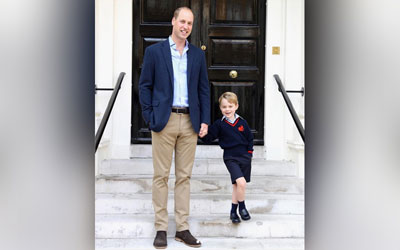 Sepatu Sekolah yang Dikenakan Langsung Laku Terjual, Pangeran George Jadi Trendsetter