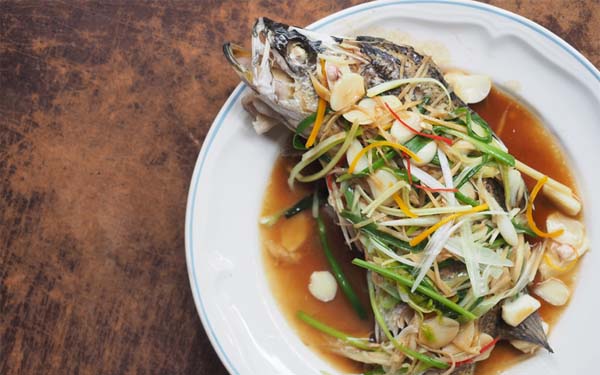 Hong Kong Steamed Fish, Praktis Untuk Imlek