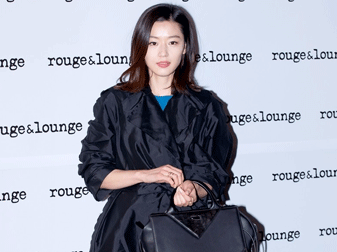 Jun Ji Hyun, Bahagia Menjadi Ibu 