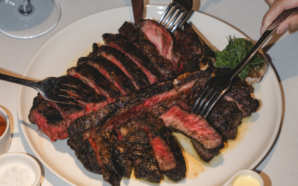 The Coach Restaurant Hadirkan Menu Steak Baru 