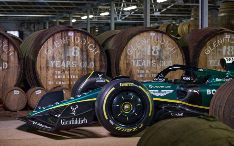 Rayakan Kolaborasi, Glenfiddich dan Tim Formula One™ Aston Martin Luncurkan Wiski 16 Tahun yang Kaya Rasa