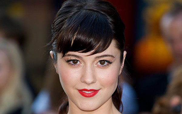 Mary Elizabeth Winstead, Dari Balet ke Film Laga
