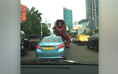 Kabar Jakarta: Proyek Fly Over Lingkar Semanggi, Jalur Cepat Arah Semanggi Ditutup 