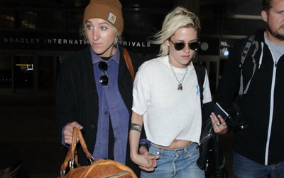 Akhirnya, Kristen Stewart Terbuka Soal Pacar Wanitanya